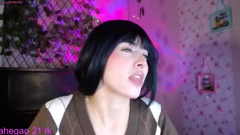 she_alice online show from February 19, 1:54 pm