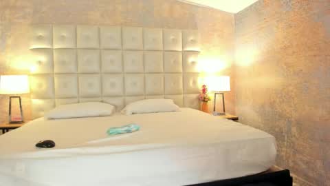 sheeylopez online show from March 17, 3:10 am