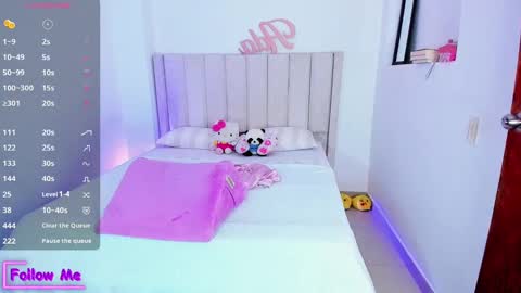 Danna   online show from January 12, 4:00 am