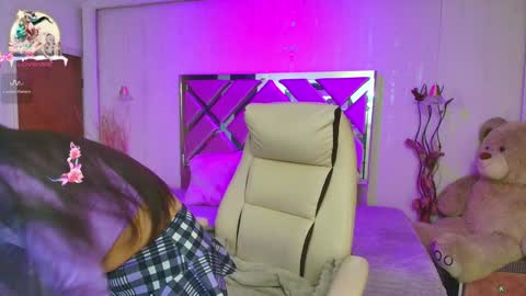 Shelby cute  online show from December 21, 8:10 pm