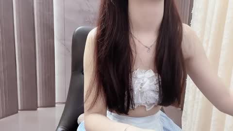 Shelly online show from April 4, 1:59 am