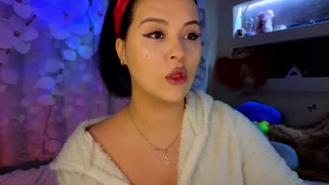 Sher online show from February 9, 9:17 pm