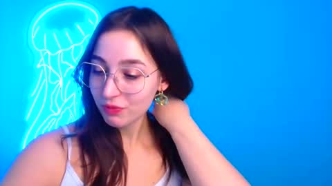 Snapshot of sheryl_sweet chatting on December 23, 6:11 am Sheryl online show from December 23, 6:11 am