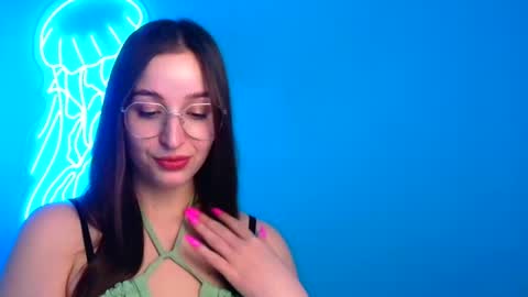 Snapshot of sheryl_sweet chatting on March 10, 6:56 pm Sheryl online show from March 10, 6:56 pm