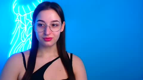 Snapshot of sheryl_sweet chatting on February 9, 6:22 am Sheryl online show from February 9, 6:22 am