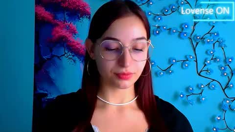 Snapshot of sheryl_sweet chatting on October 10, 12:32 pm Sheryl online show from October 10, 12:32 pm