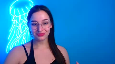 Snapshot of sheryl_sweet chatting on February 9, 5:22 pm Sheryl online show from February 9, 5:22 pm