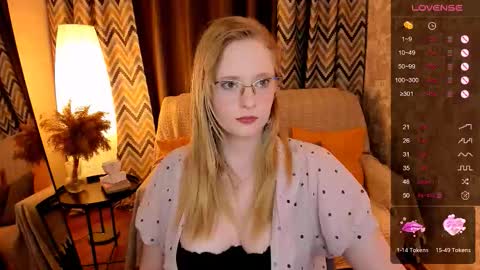 Hello guys my name is Aemilia online show from October 13, 8:06 am