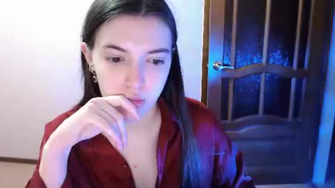 shiraha___rafieru online show from February 11, 10:44 pm