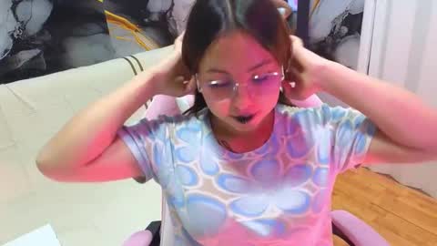 Shizuka online show from November 27, 3:42 am