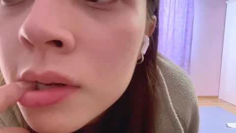 Marie online show from January 18, 12:12 pm