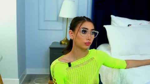 shy_eveline online show from July 16, 10:42 am