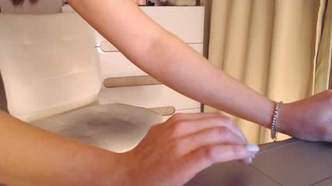 Snapshot of shy_milena chatting on February 6, 3:31 pm Milena online show from February 6, 3:31 pm