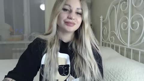 Snapshot of shyevaa chatting on January 25, 3:25 pm Eva online show from January 25, 3:25 pm