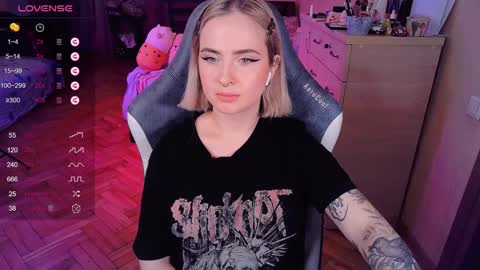 Effie online show from January 25, 8:21 pm