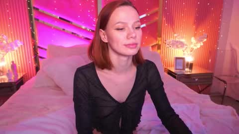 shyysiren online show from February 24, 4:05 pm