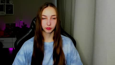 SIA online show from May 31, 4:07 am