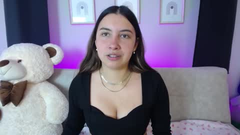 Sia online show from March 3, 10:27 pm