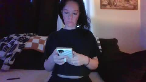 Mrs. St. Patrickk online show from November 17, 5:35 pm