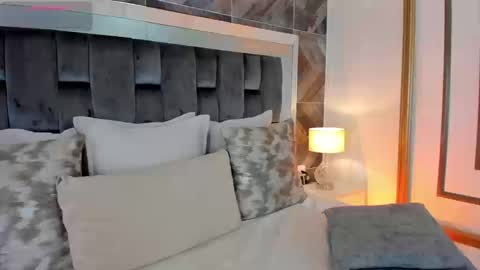    online show from September 19, 11:37 pm