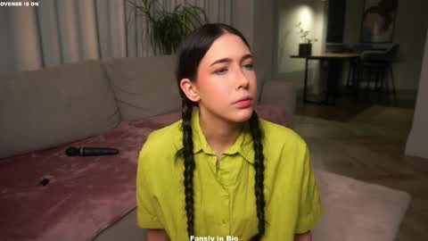 Eva  online show from November 20, 11:33 am