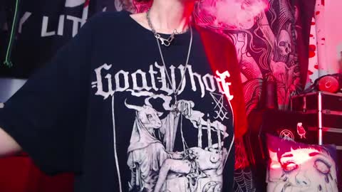 Allmylinkssilentmary666 online show from February 4, 7:06 pm