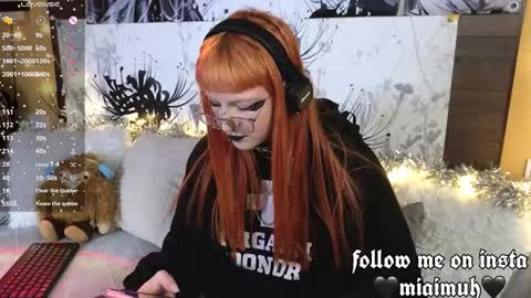 Mia online show from January 10, 3:22 am