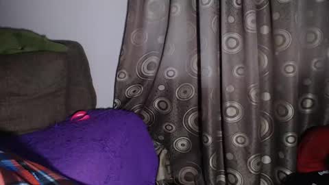 Snapshot of silvana_queen7 chatting on February 16, 1:27 am silvana_queen7 online show from February 16, 1:27 am