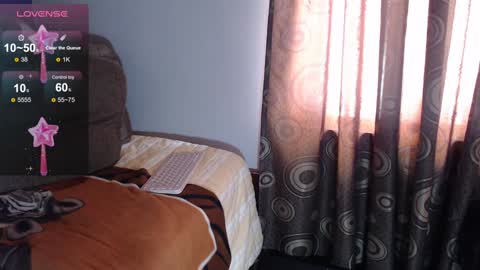 Snapshot of silvana_queen7 chatting on December 24, 3:16 pm silvana_queen7 online show from December 24, 3:16 pm
