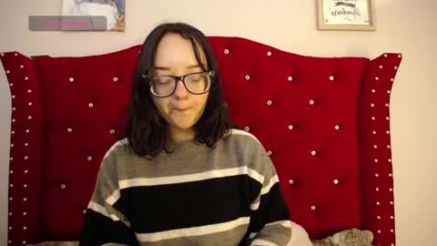 Snapshot of silvia_ls chatting on December 18, 10:02 pm silvia_ls online show from December 18, 10:02 pm