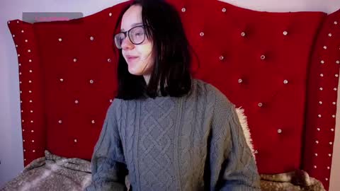 Snapshot of silvia_ls chatting on December 11, 9:55 pm silvia_ls online show from December 11, 9:55 pm