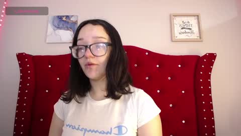 Snapshot of silvia_ls chatting on January 6, 9:22 pm silvia_ls online show from January 6, 9:22 pm
