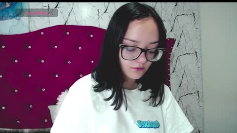Snapshot of silvia_ls chatting on December 8, 9:41 pm silvia_ls online show from December 8, 9:41 pm