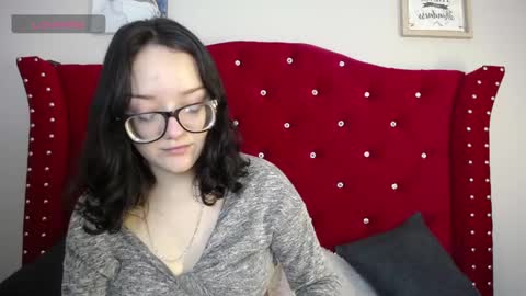 Snapshot of silvia_ls chatting on December 24, 5:34 pm silvia_ls online show from December 24, 5:34 pm