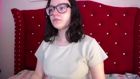 Snapshot of silvia_ls chatting on February 13, 9:39 pm silvia_ls online show from February 13, 9:39 pm