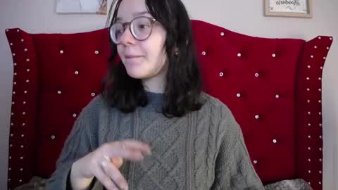 Snapshot of silvia_ls chatting on February 23, 9:44 pm silvia_ls online show from February 23, 9:44 pm
