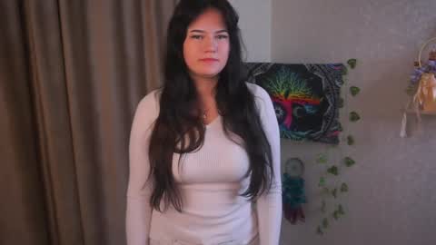 Flora online show from March 27, 8:31 pm