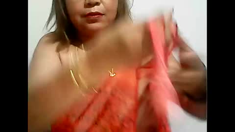 Carolyn online show from November 9, 10:16 pm