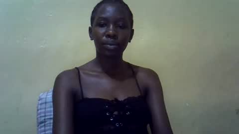simplyloy33 online show from July 14, 10:21 am