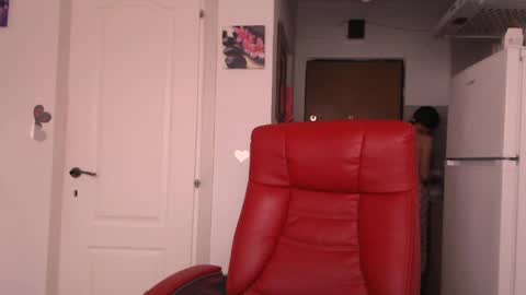 simyhvn online show from April 2, 5:27 am