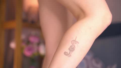   online show from December 21, 4:28 am