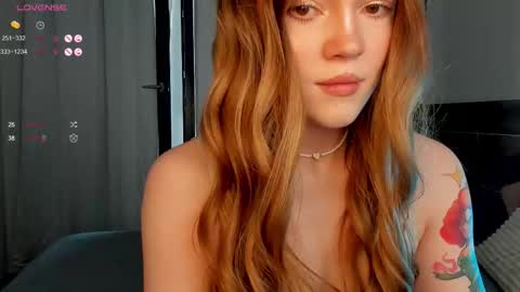 Snapshot of sinfulsmile_ chatting on September 16, 9:28 am Ivy online show from September 16, 9:28 am