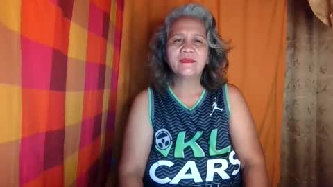 Snapshot of single_momma68 chatting on January 19, 12:50 pm Single momma68 online show from January 19, 12:50 pm