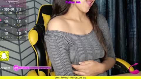 Snapshot of sinwithu chatting on December 5, 3:59 am Sin  BBC online show from December 5, 3:59 am