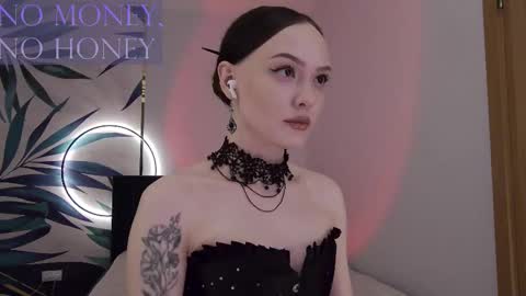 Goddess Sirena online show from March 1, 1:55 pm