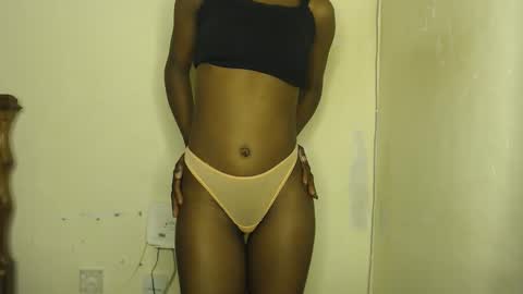 sizzly_ass online show from March 31, 8:20 pm