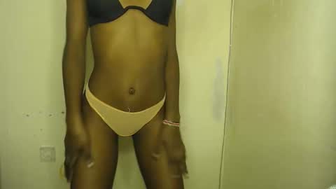 sizzly_ass online show from March 9, 12:30 pm