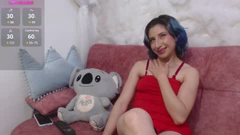 Snapshot of skarletjhonson_ chatting on December 20, 3:36 am Skarlet online show from December 20, 3:36 am