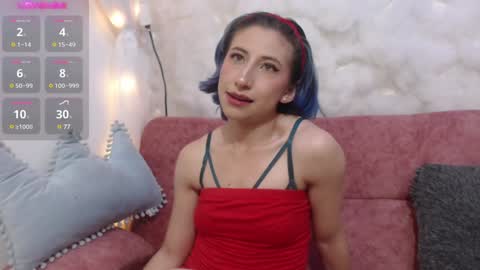 Snapshot of skarletjhonson_ chatting on December 22, 2:27 pm Skarlet online show from December 22, 2:27 pm