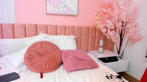 skarletkiss_ online show from March 29, 7:35 pm